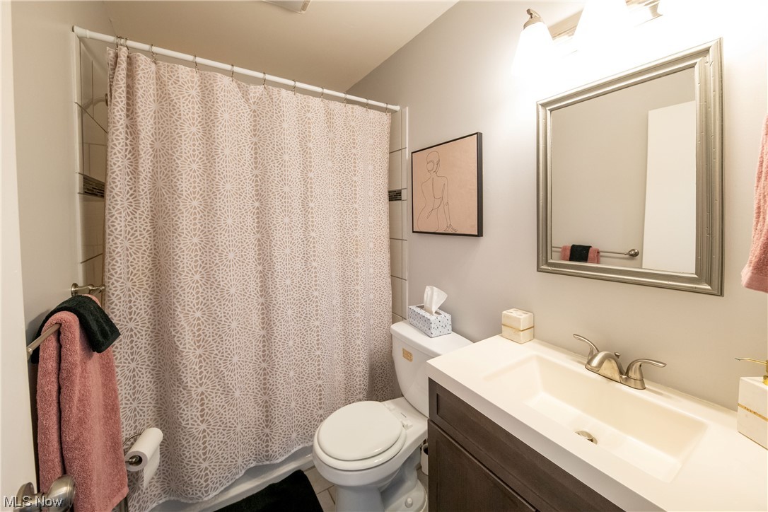 435 Abbeyville Road D-4