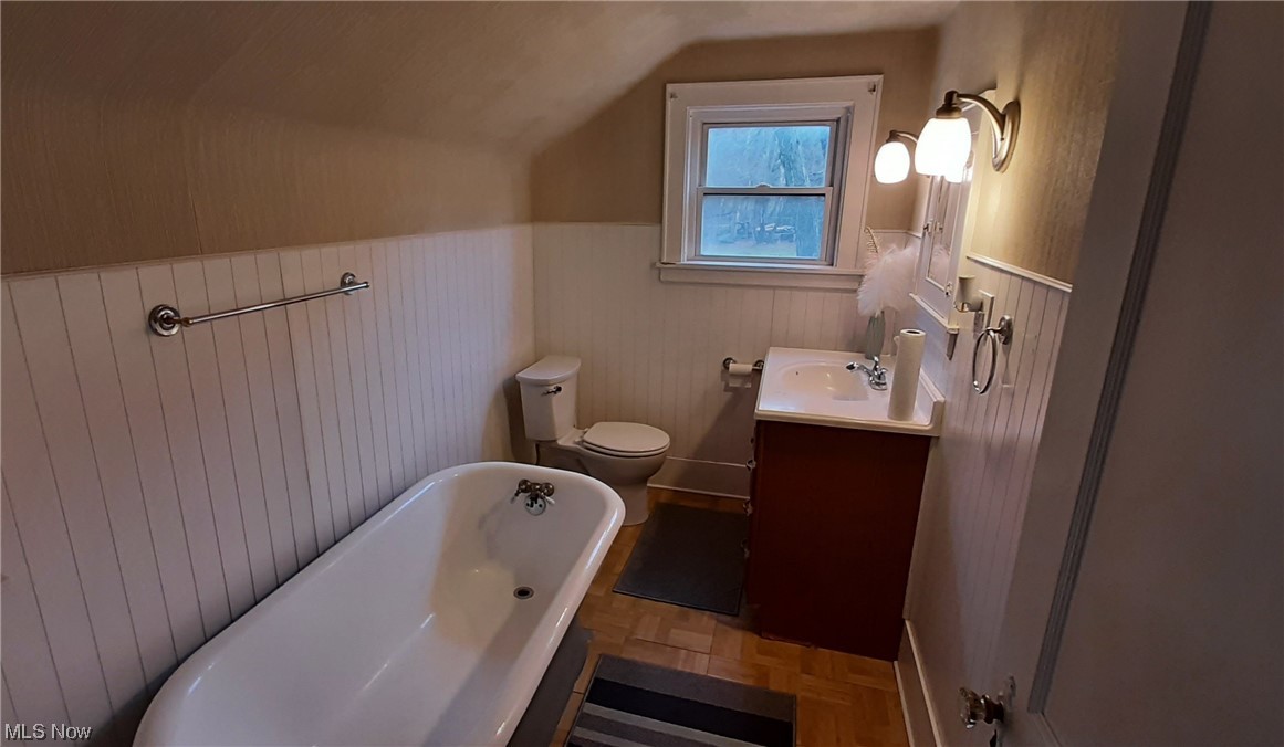 1607 Breiding Road