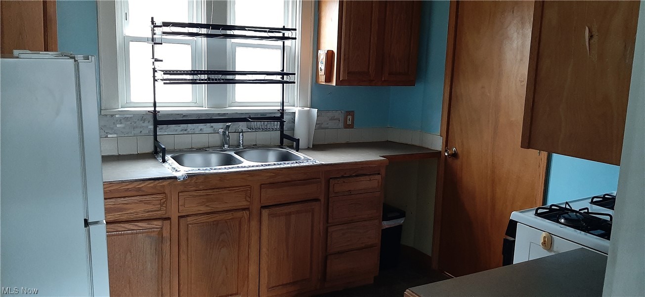 1607 Breiding Road