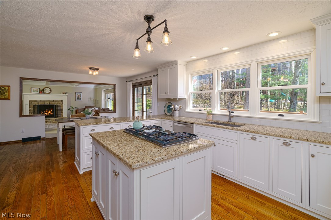 531 Lake Of The Woods Boulevard