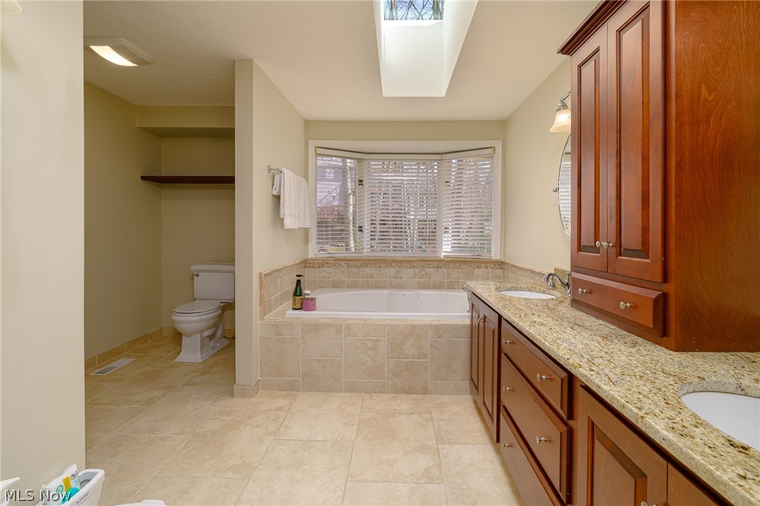 531 Lake Of The Woods Boulevard
