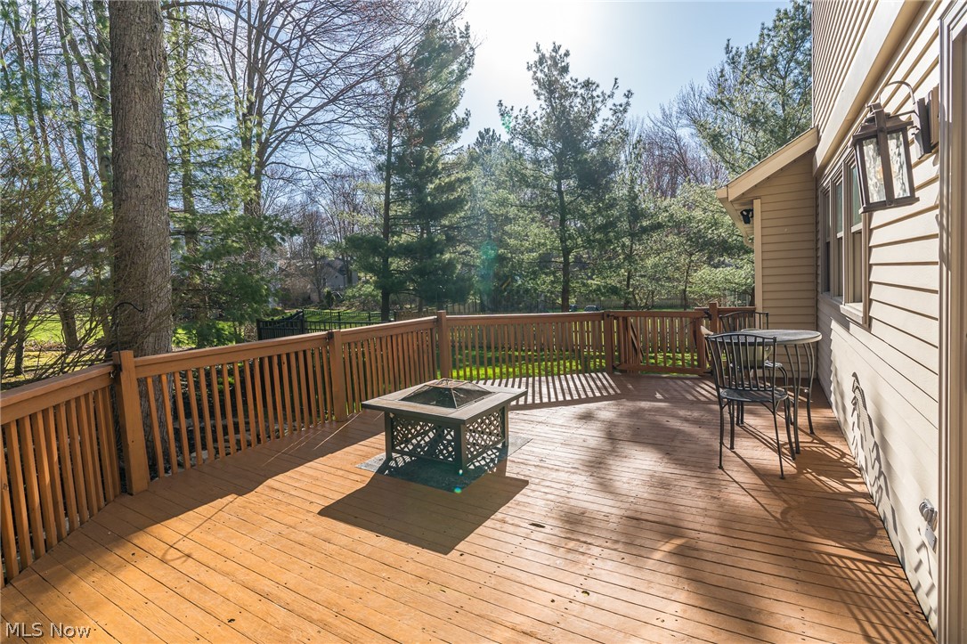 531 Lake Of The Woods Boulevard