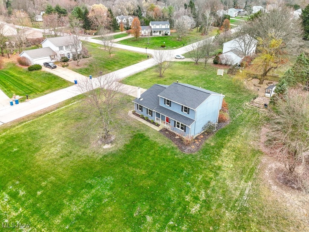 1415 Carriage Hill