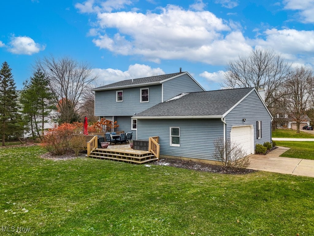 1415 Carriage Hill