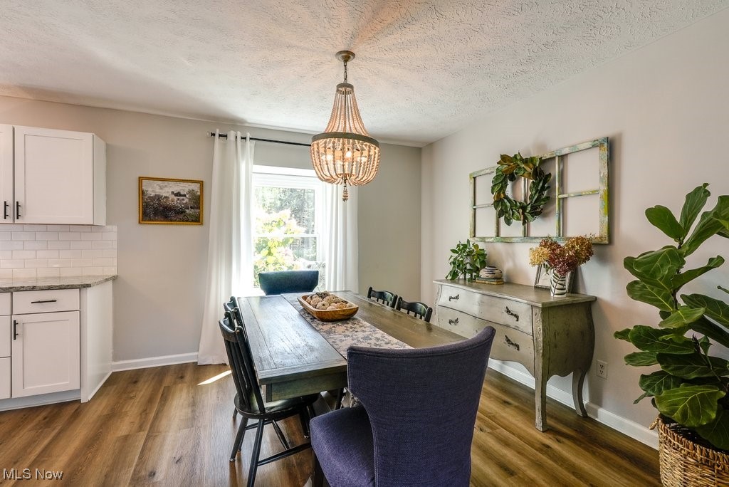 1415 Carriage Hill