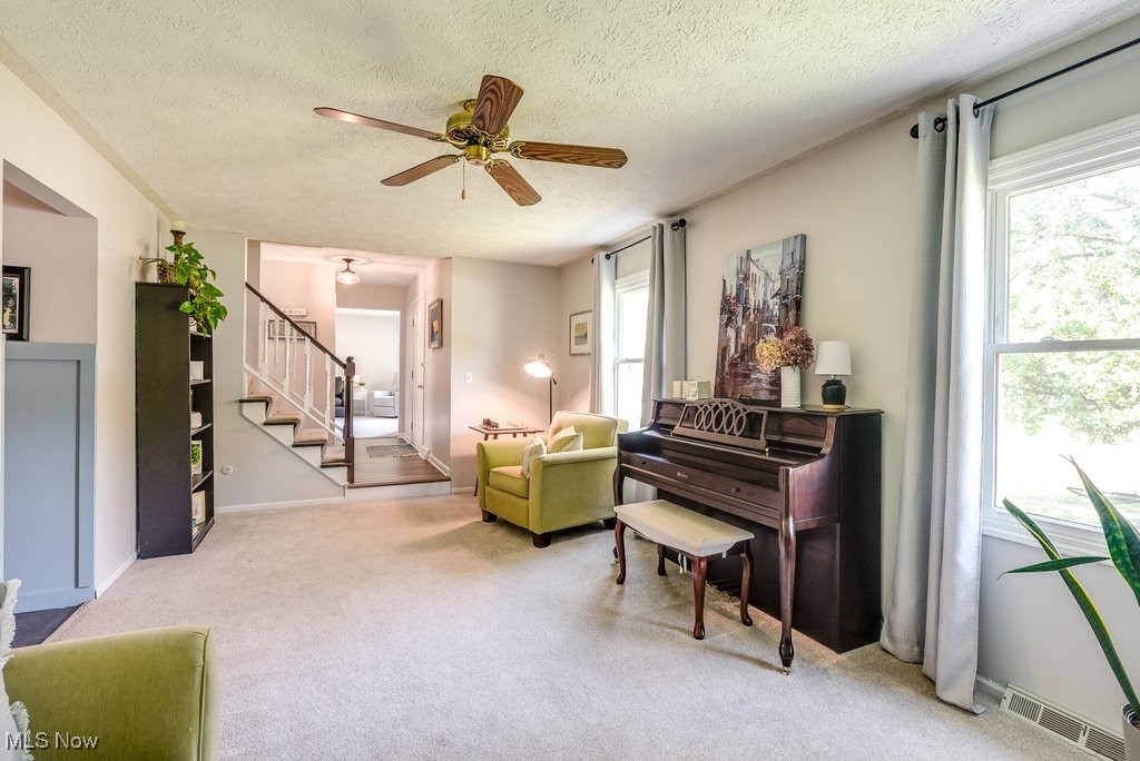 1415 Carriage Hill