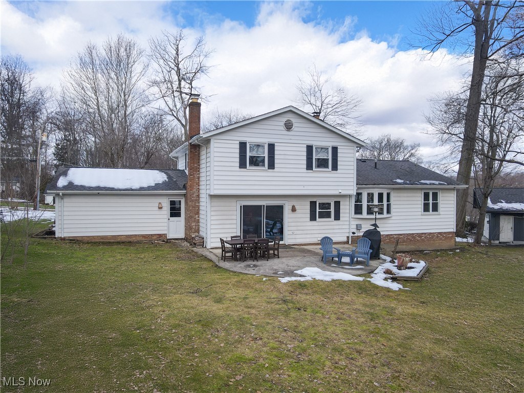 8691 Lake Forest Trail