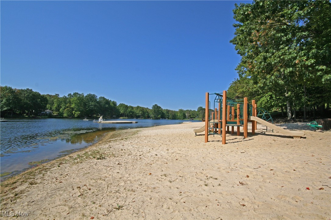 8691 Lake Forest Trail