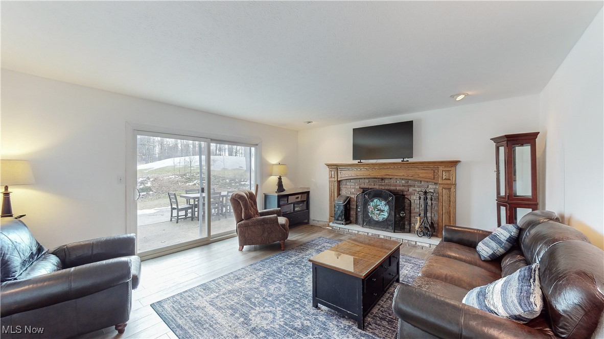 8691 Lake Forest Trail