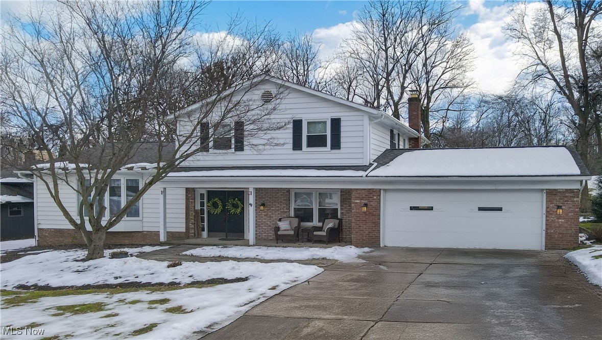 8691 Lake Forest Trail