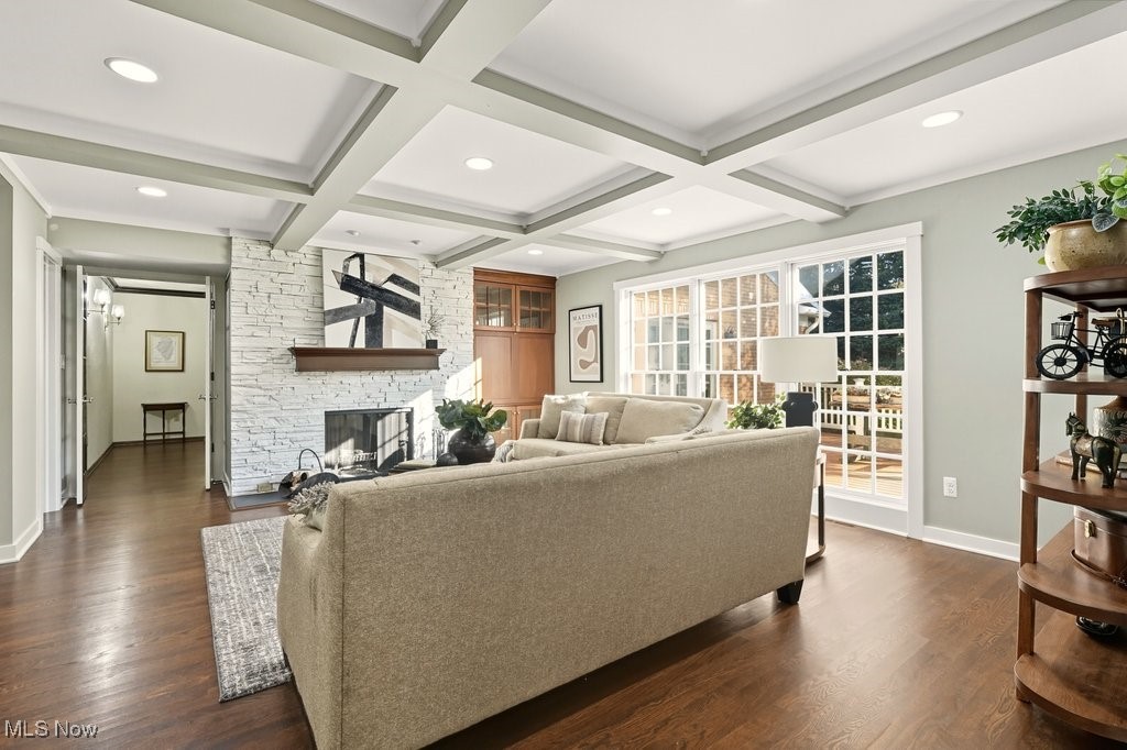 967 Robinwood Hills Drive