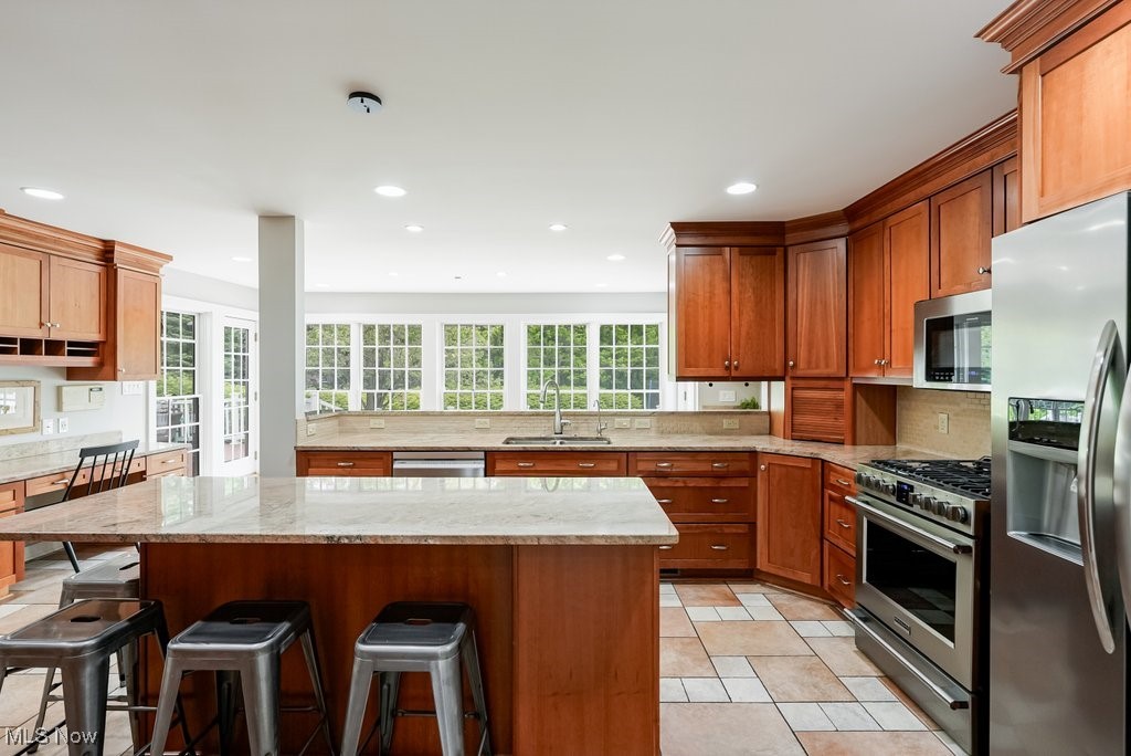 967 Robinwood Hills Drive