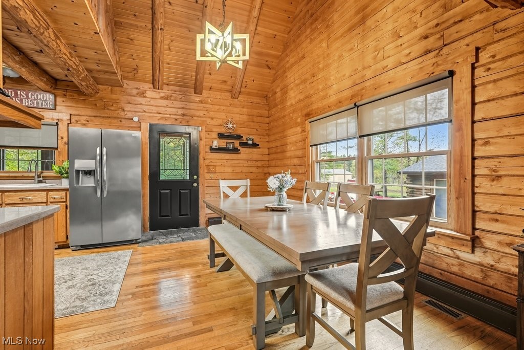 3590 E Aurora Road
