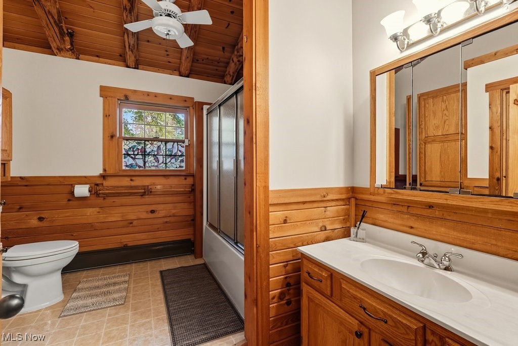 3590 E Aurora Road