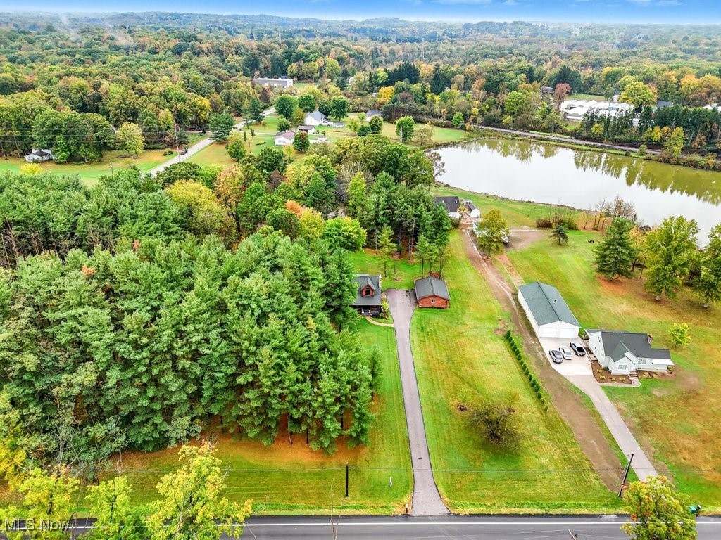 3590 E Aurora Road