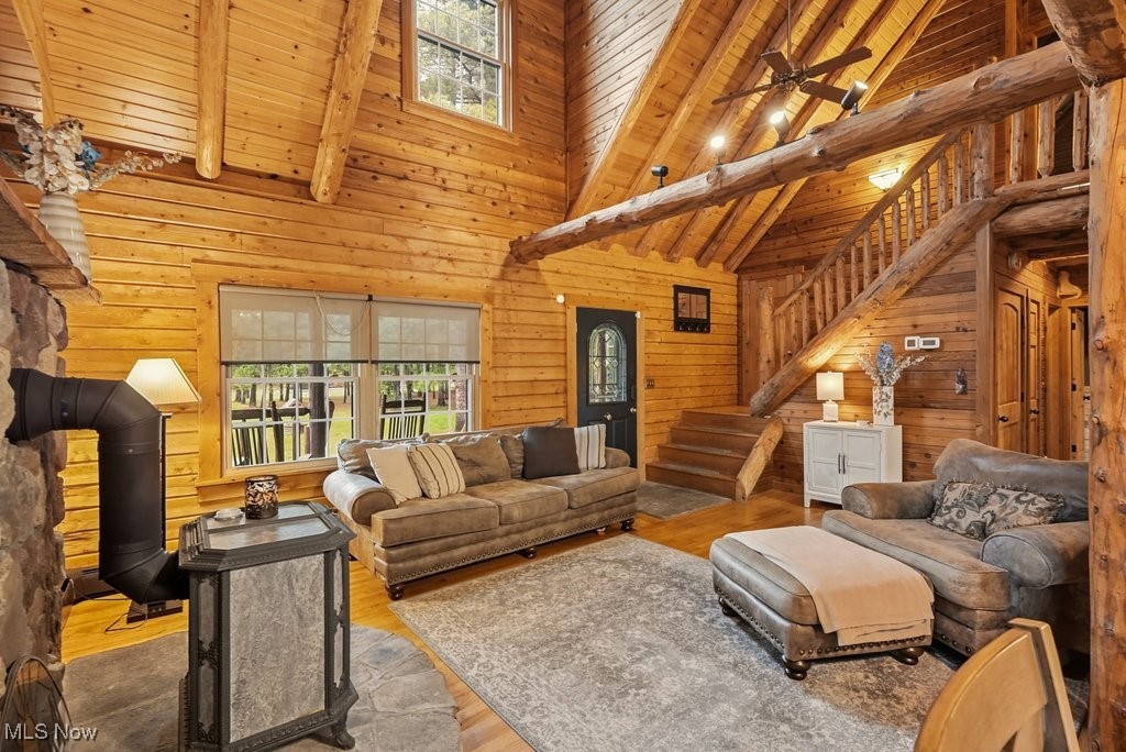 3590 E Aurora Road