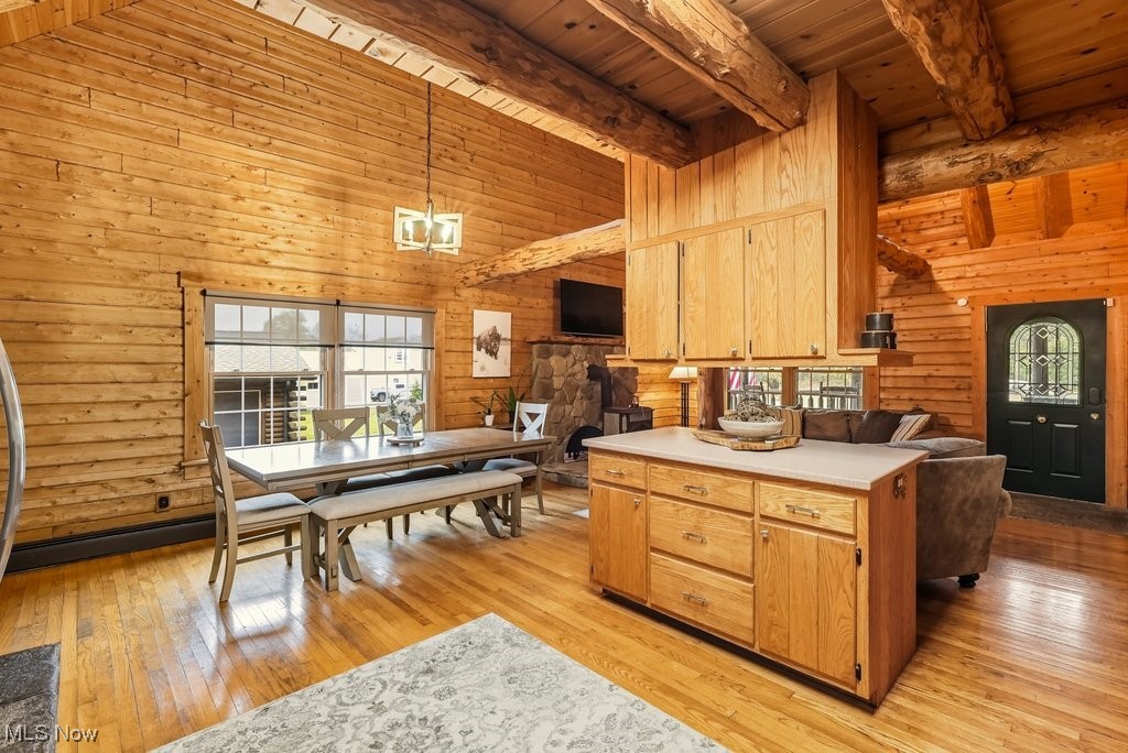 3590 E Aurora Road