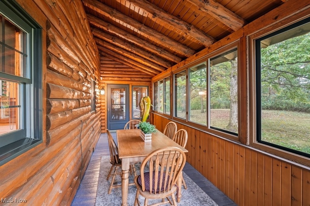 3590 E Aurora Road