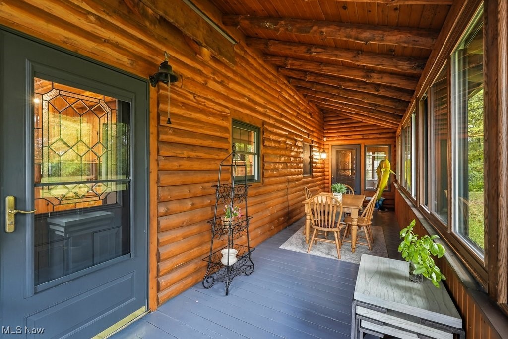 3590 E Aurora Road
