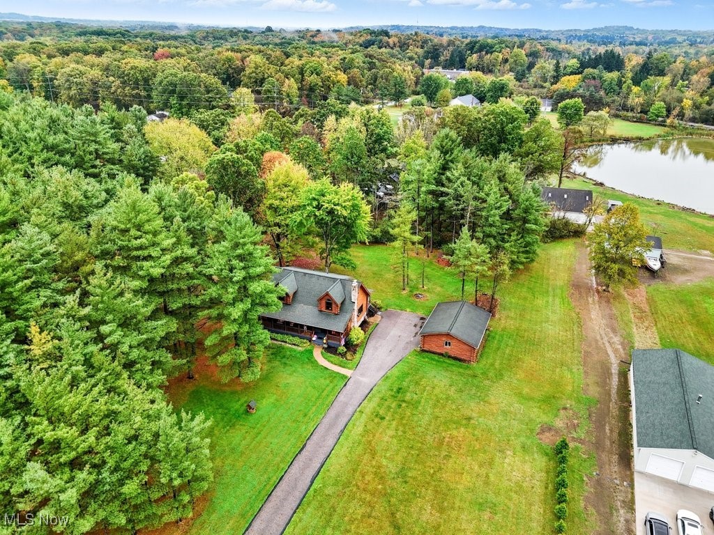 3590 E Aurora Road
