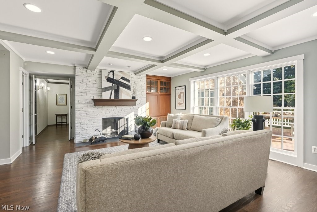 967 Robinwood Hills Drive