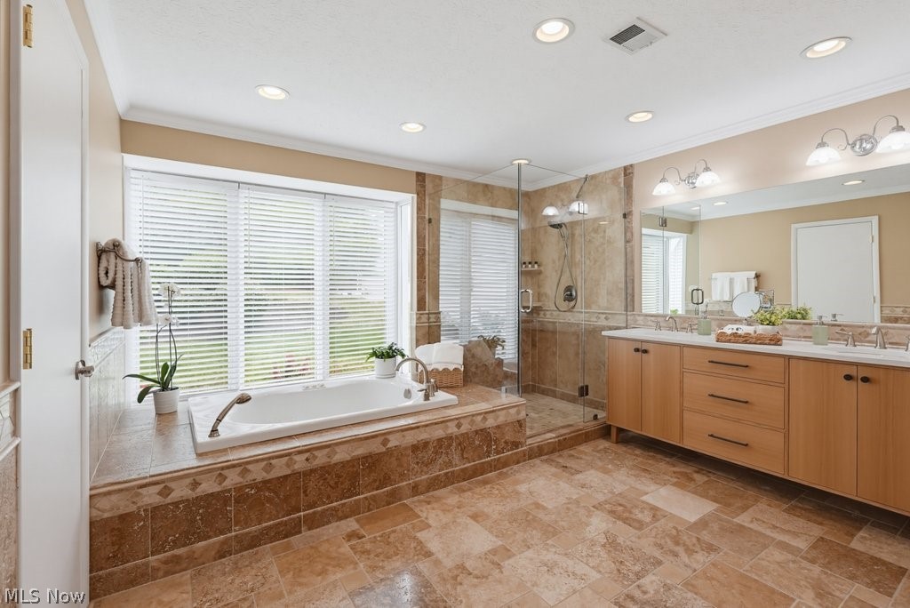975 Meadowlark Circle