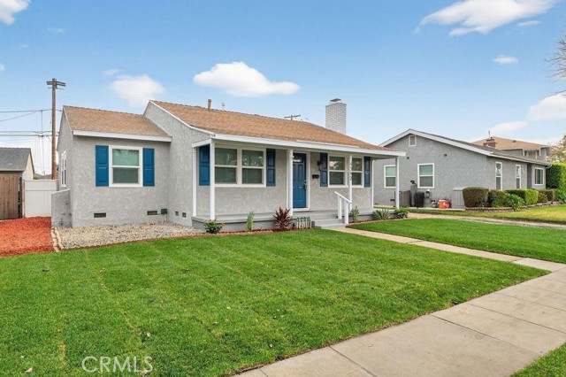 4392 Elm