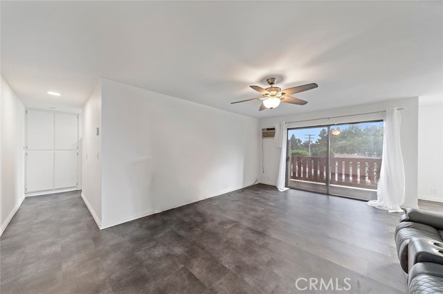 4591 Orange AVE Unit: 306