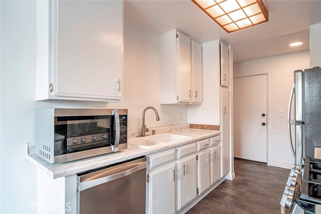 4591 Orange AVE Unit: 306