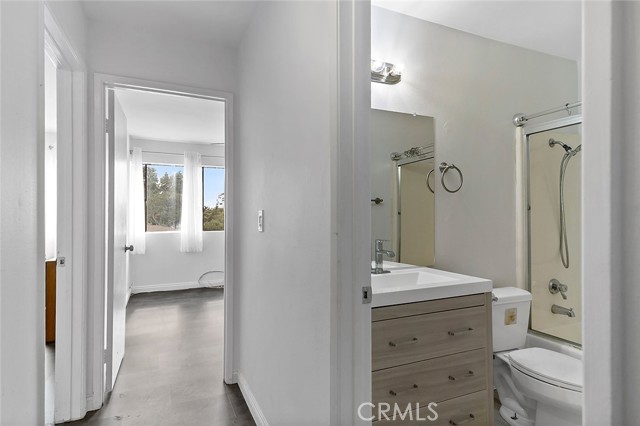 4591 Orange AVE Unit: 306