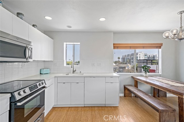 615 E Broadway Unit: 406