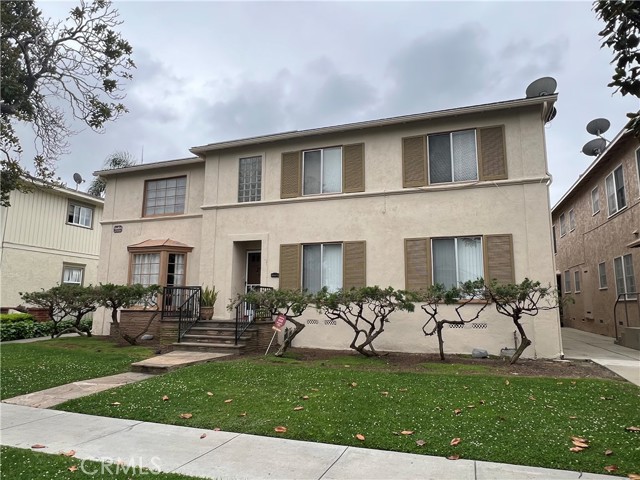 1110 E Carson ST