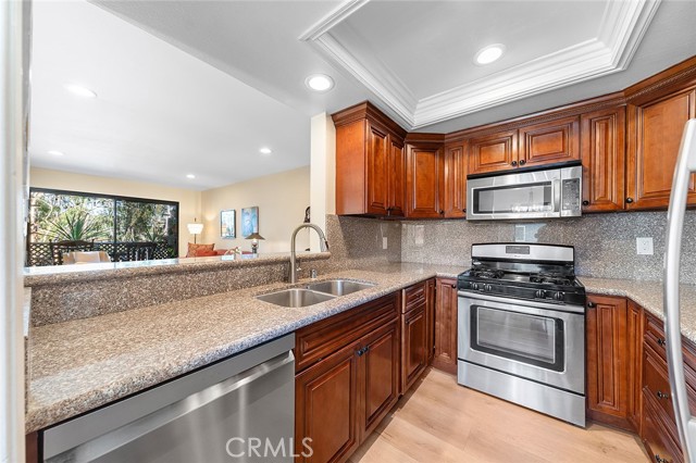 18 Oak Spring LN Unit: 309
