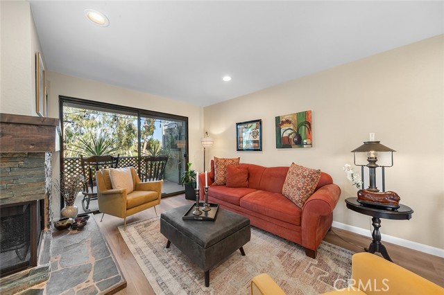 18 Oak Spring LN Unit: 309