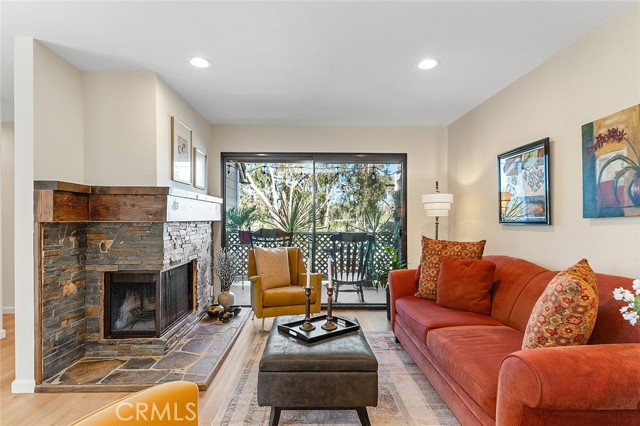 18 Oak Spring LN Unit: 309