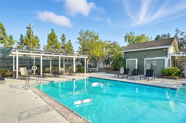 18 Oak Spring LN Unit: 309
