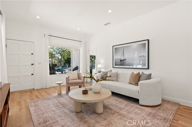 535 Roswell Avenue