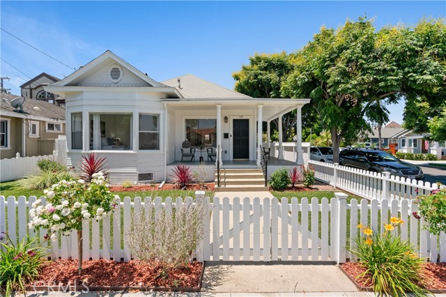 535 Roswell Avenue