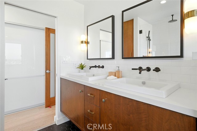 2999 East Ocean Boulevard Unit: 1320
