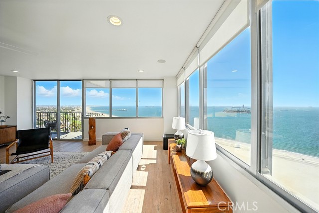 2999 East Ocean Boulevard Unit: 1320