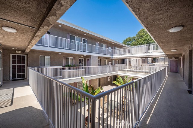 1355 Loma AVE Unit: 306
