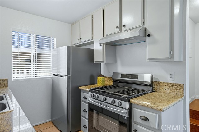 1355 Loma AVE Unit: 306