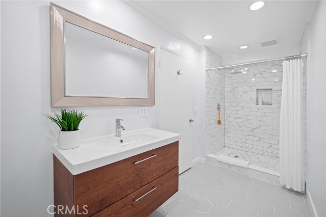 4138 E Mendez Unit: 110