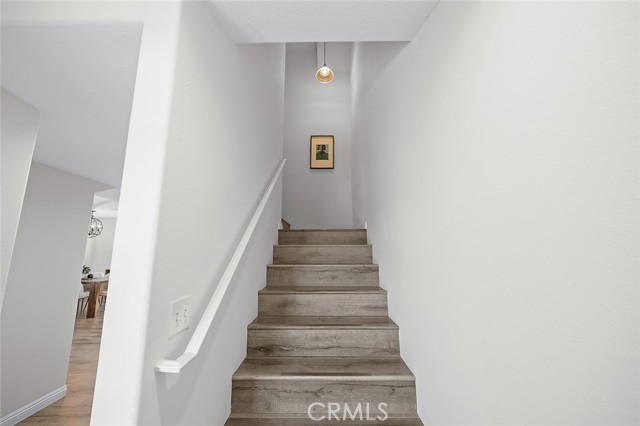 825 W 6th ST Unit: 3