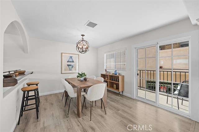 825 W 6th ST Unit: 3