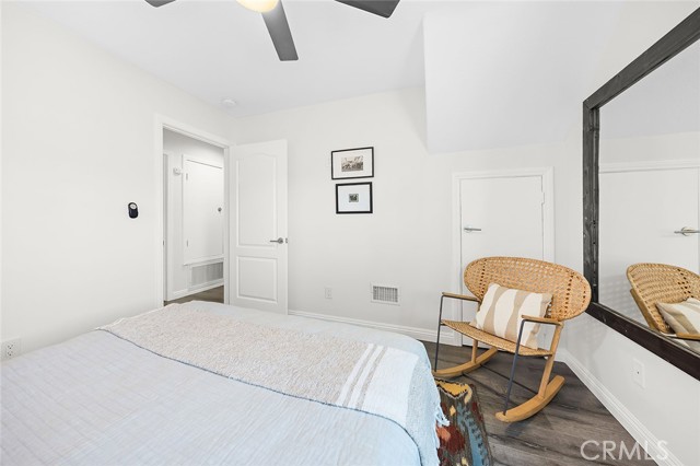 825 W 6th ST Unit: 3