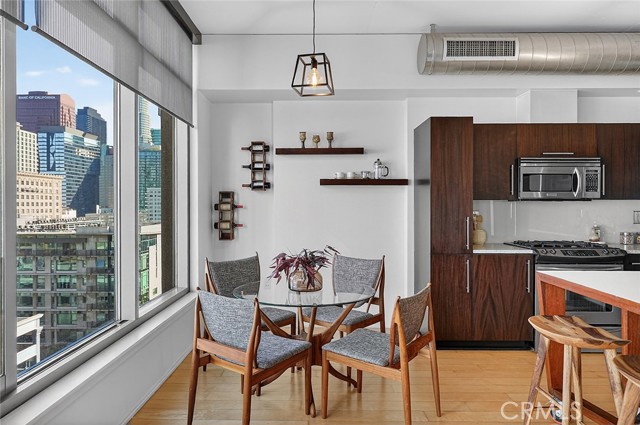1100 South Hope St Unit: 1006