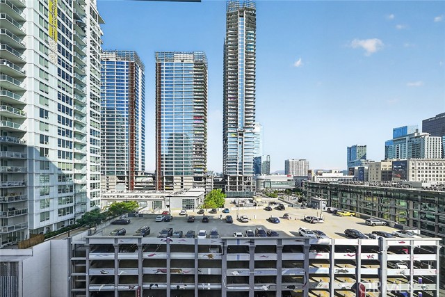 1100 South Hope St Unit: 1006