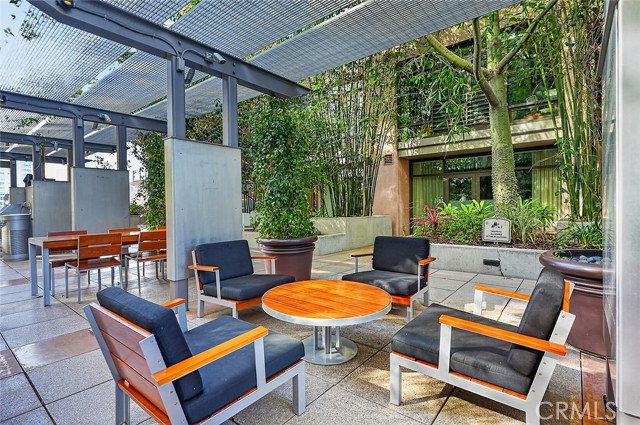1100 South Hope St Unit: 1006