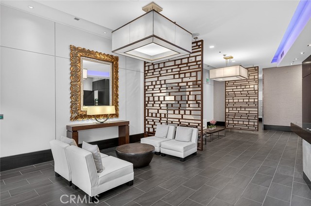 1100 South Hope St Unit: 1006